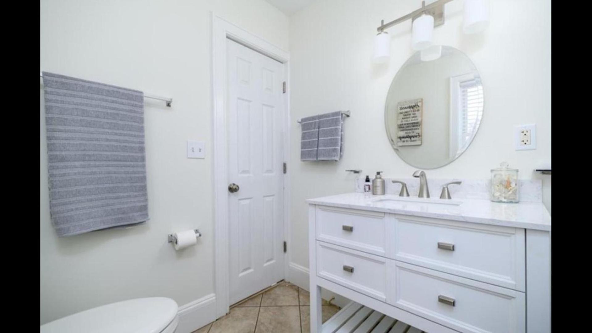 Black Rock Home - 4 Bed - Jacuzzi Bath - Beach Bridgeport Eksteriør billede