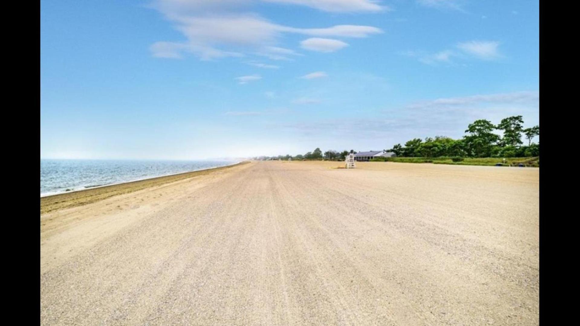 Black Rock Home - 4 Bed - Jacuzzi Bath - Beach Bridgeport Eksteriør billede